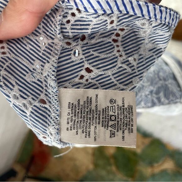 Anthropologie HD in Paris Floral Blur Eyelet Peplum Top - Picture 8 of 8